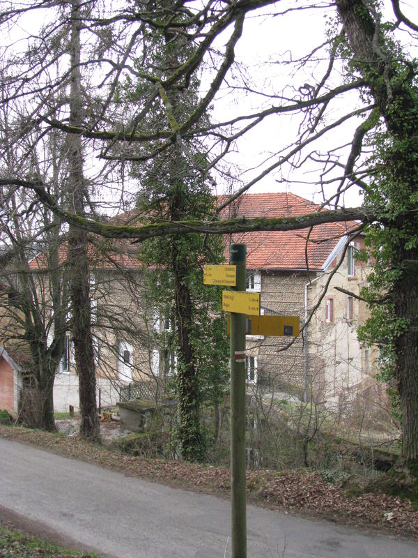 le Moulin Piongo sur le GR65 (tourisme vert)