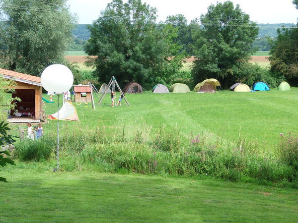 espace pour le camping (g&icirc;te de groupe)