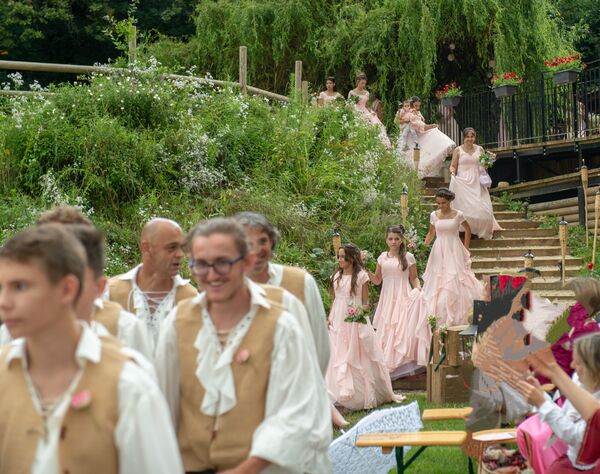 cortège d'honneur moulin piongo cortège d'honneur moulin piongo