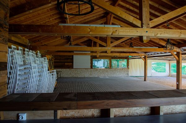 salle mariage en bois gite champ&ecirc;tre en is&egrave;re