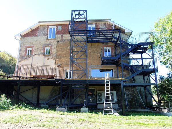 construction de la terrasse en fer forgé