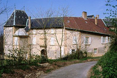 Le château de Terrebasse à Ville-sous-Anjou (à 35km)
